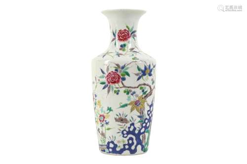 A CHINESE FAMILLE ROSE 'BLOSSOMS' VASE.