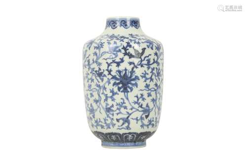 A CHINESE BLUE AND WHITE 'LOTUS' JAR.