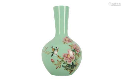 A CHINESE LIME GREEN GROUND 'BIRDS' VASE.