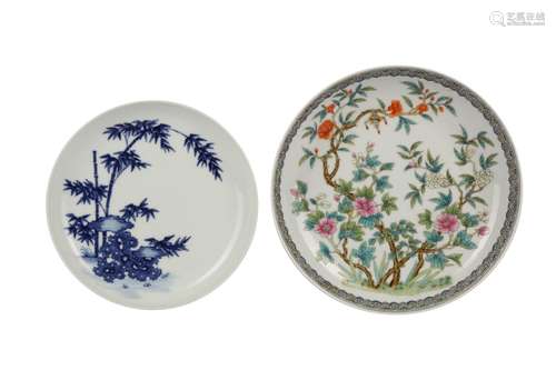 A CHINESE FAMILLE ROSE 'FLOWERS' DISH AND A BLUE A...