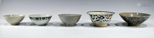 11 Assorted Chinese Bowls, Qing Dynasty