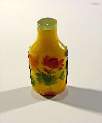 Chinese 5 Color Peking Glass Snuff Bottle