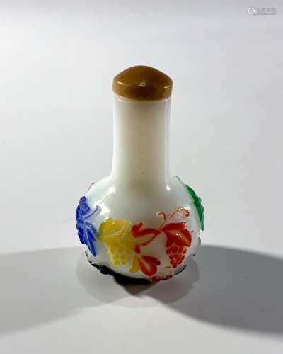 Chinese 6 Color Gourd Form Peking Glass Snuff