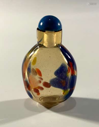 Chinese Glass Snuff Bottle with Molded Color