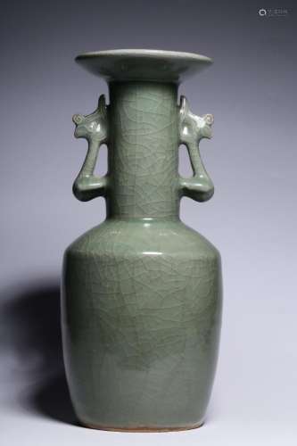 Song Dynasty - Longquan Vase