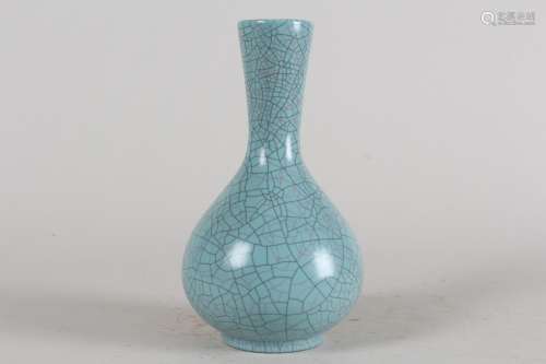 A Chinese Glazed Fortune Porcelain Vase