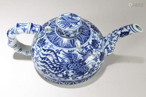 A Chinese Phoenix-fortune Detailed Blue and White