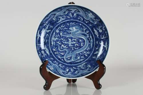 A Chinese Dragon-decorating Blue-coding Porcelain