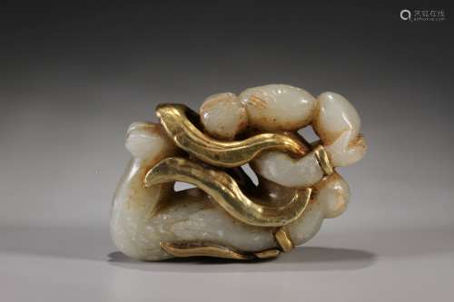 Hetian Jade and Gilt Silver Ornament