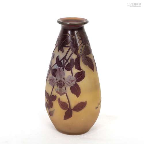 VASE 