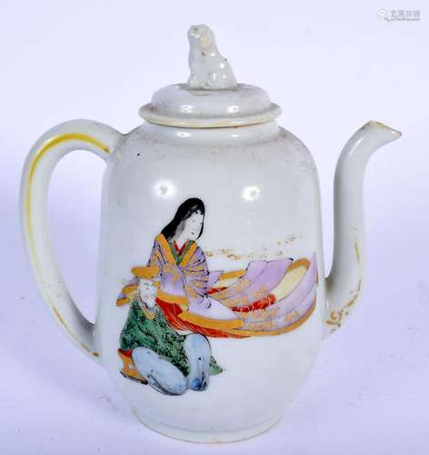 A 19TH CENTURY CHINESE CHINESE PORCELAIN WINE EWER A…