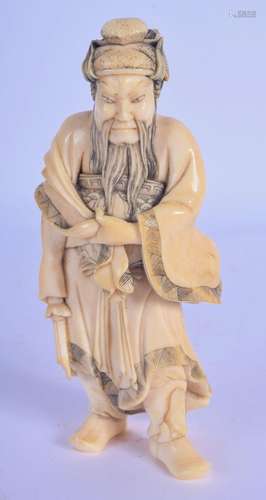 A 19TH CENTURY JAPANESE MEIJI PERIOD CARVED IVORY