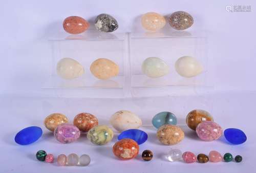 A LOVELY COLLECTION OF VINTAGE SPECIMEN EGGS including