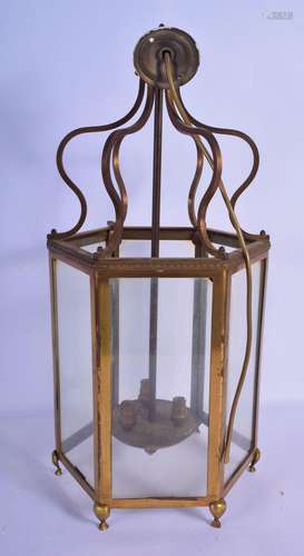 AN ART NOUVEAU DESIGN VINTAGE BRASS GLASS LANTERN of