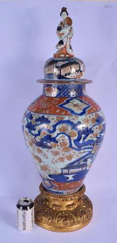 A LARGE 18TH CENTURY JAPANESE EDO PERIOD IMARI