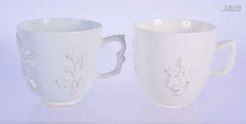 A PAIR OF 18TH CENTURY BOW BLANC DE CHINE CUPS