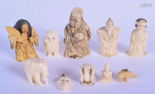 THREE JAPANESE TAISHO PERIOD CARVED IVORY NETSUKES