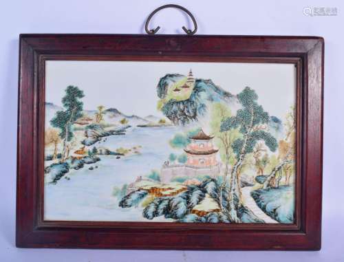 A FINE 19TH CENTURY CHINESE PORCELAIN PAINTED LAND…