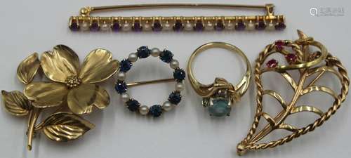 JEWELRY. Assorted Grouping of 14kt Gold Jewelry.