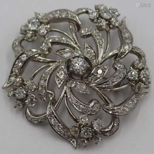 JEWELRY. Vintage Platinum and Diamond Brooch.