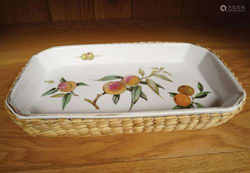 ROYAL WORCESTER SERVING DISH