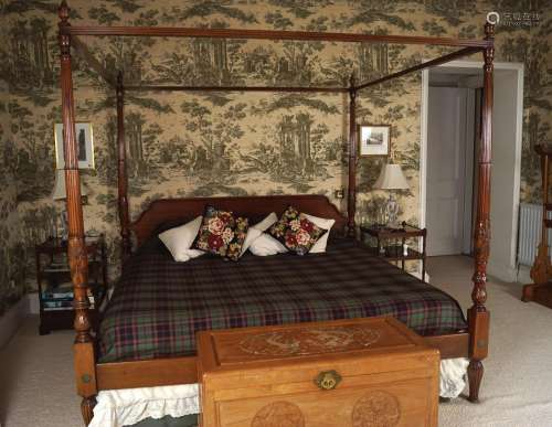 LARGE GEORGE III STYLE MAHOGANY 4 POSTER BED
