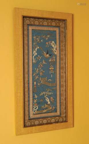 19TH-CENTURY CHINESE SILK EMBROIDERED PANEL