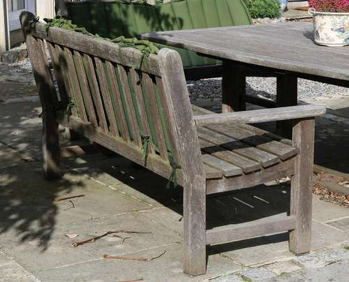 VINTAGE HARDWOOD GARDEN BENCH