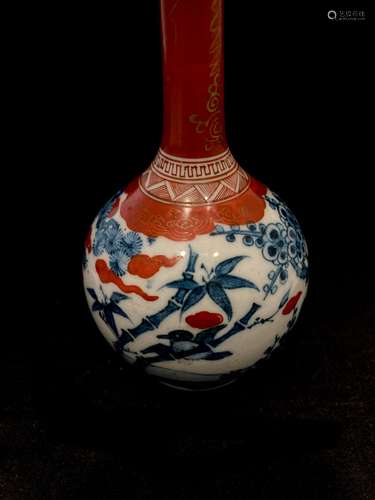 Japon, vase soliflore en porcelaine polychrome à décor de pa...