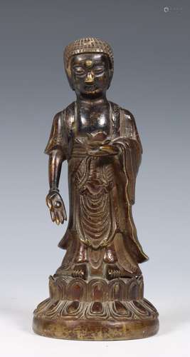 China/Tibet, staande bronzen figuur van Boeddha, mogelijk ca...