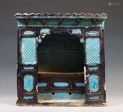 China, turquoise en aubergine geglazuurd aardewerken model v...