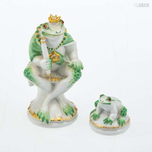 2 Schachfiguren: König und Bauer aus dem Froschspiel. Alexan...