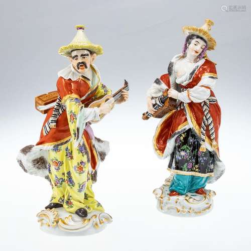 Malabarin mit Drehleier und Malabar mit Mandoline. Meissen 1...