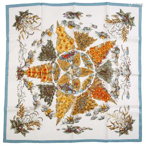 An Hermes â€œPythagore” Scarf 90