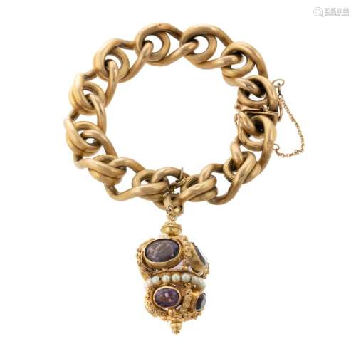 A Ribbed Link Bracelet with Amethyst Charm in 18K