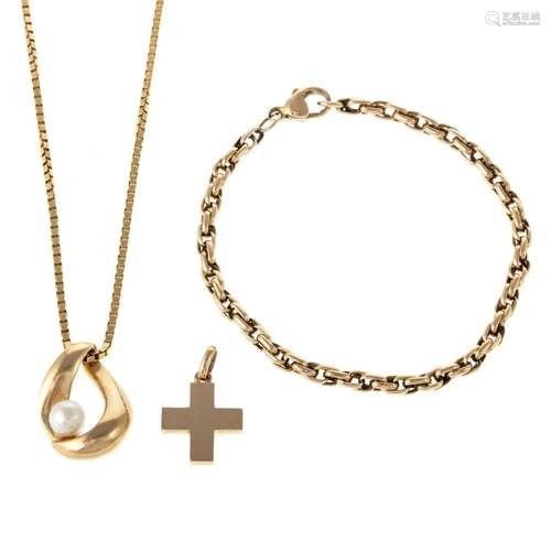 A Collection of Gold Pendants & Bracelet in 14K