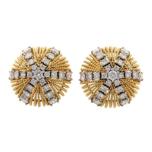A Pair of Diamond Domed Earrings in 18K Gold