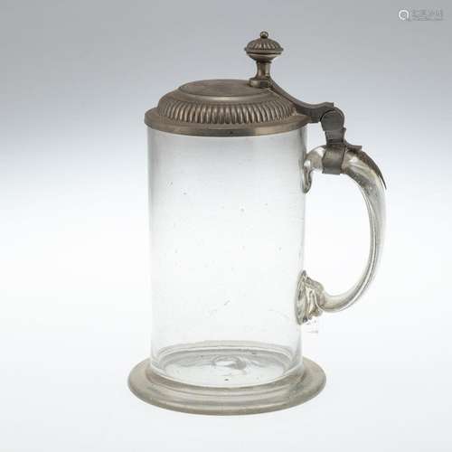 Barocker Glaskrug mit Zinndeckel J.C.H. 15. 18. Jh.