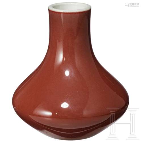 A small copper-red glazed vase with Qianlong mark,