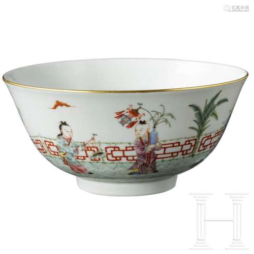 A finely decorated famille rose bowl with Lin Zhi Cheng