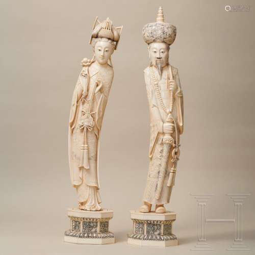 A large pair of Chinese ivory figurines, circa 1900