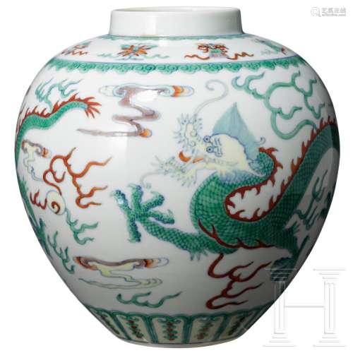 A Doucai dragon jar with Daoguang six-character mark