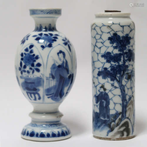 TWO BLUE AND WHITE PORCELAIN VASES,18TH C.