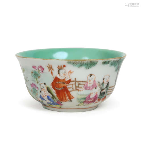 FAMILLE ROSE 'BOYS AT PLAY' PORCELAIN BOWL WITH MARK