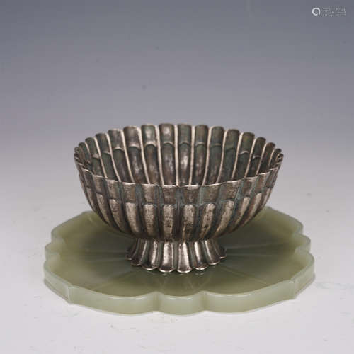 A SILVER CUP WITH JADE TRAY