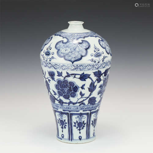 A BLUE AND WHITE PEONY SCROLLS VASE MEIPING