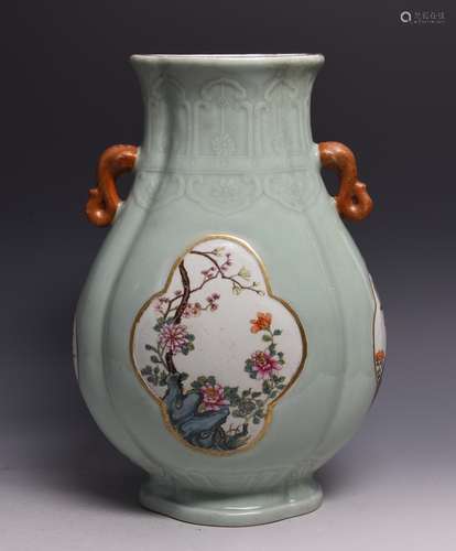 A FAMILLE ROSE FLORALS ZUN VASE WITH MARK