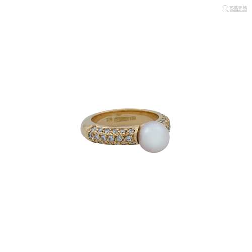 Ring mit Perle und 36 Brillanten von zus. ca. 0,45 ct,