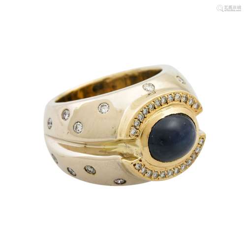 Ring mit Saphir Cabochon ca. 5 ct