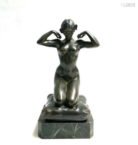 Paul PONSARD (1882-1915) Femme nue agenouillée sur un coussi...